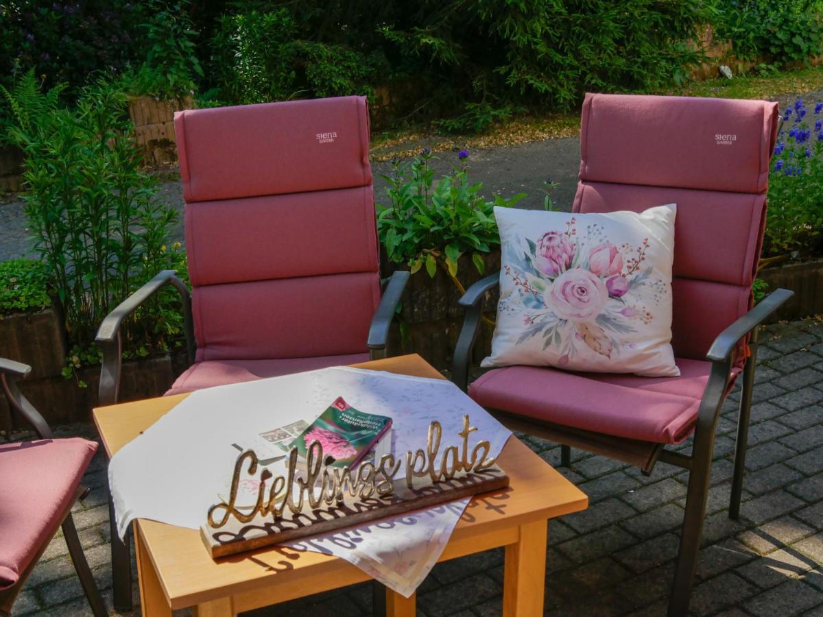 Herberge Zur Rose Brotterode Exterior foto
